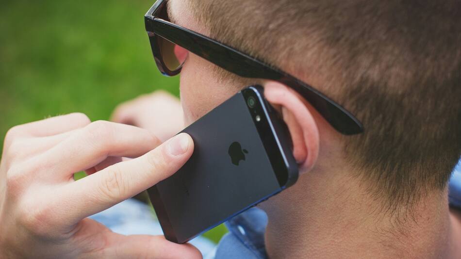 Cómo estar atentos a las posibles estafas telefónicas. Foto: Unsplash