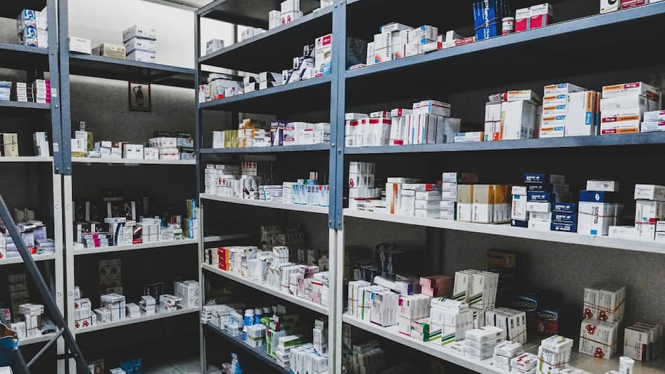 El Gobierno nacional estableció una desregulación respecto de los medicamentos en farmacias. Foto: Unsplash.
