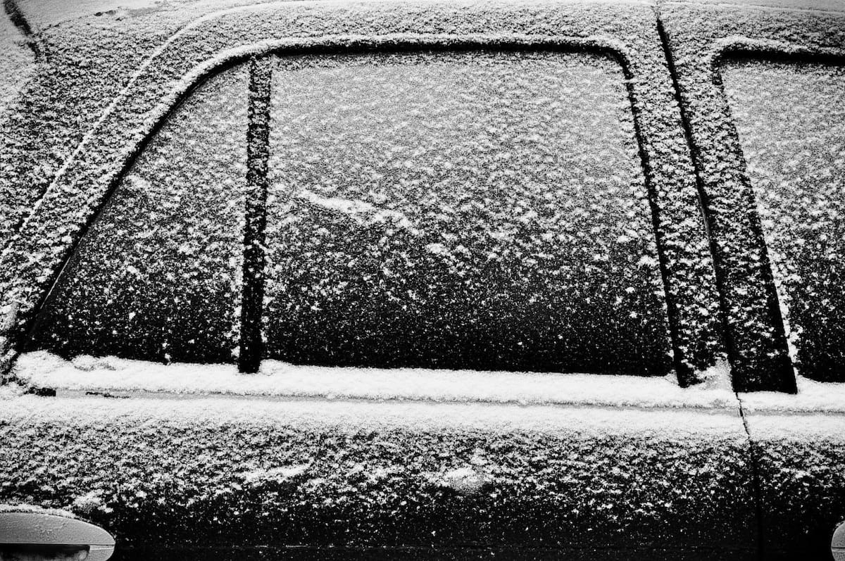 Escarcha en el auto. Foto: Unsplash