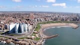 Vacaciones sin gastar de más: cuál es la opción más barata para viajar a Mar del Plata, ¿tren, micro o avión?