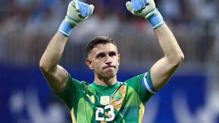 Dibu Martínez. Foto: NA.