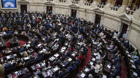 Estrategia política en marcha: la bancada libertaria se reúne para definir los pasos a seguir en las sesiones extraordinarias