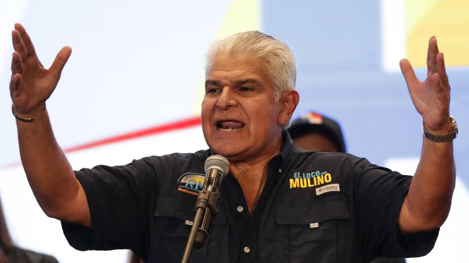 Mulino celebró ganar las elecciones de Panamá. Foto: EFE.