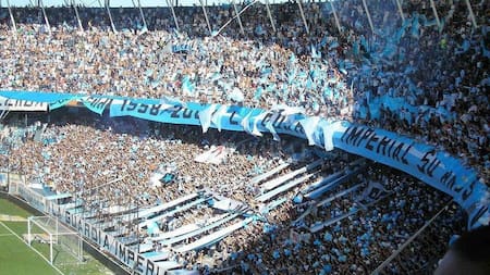 Hinchada de Racing, fútbol argentino