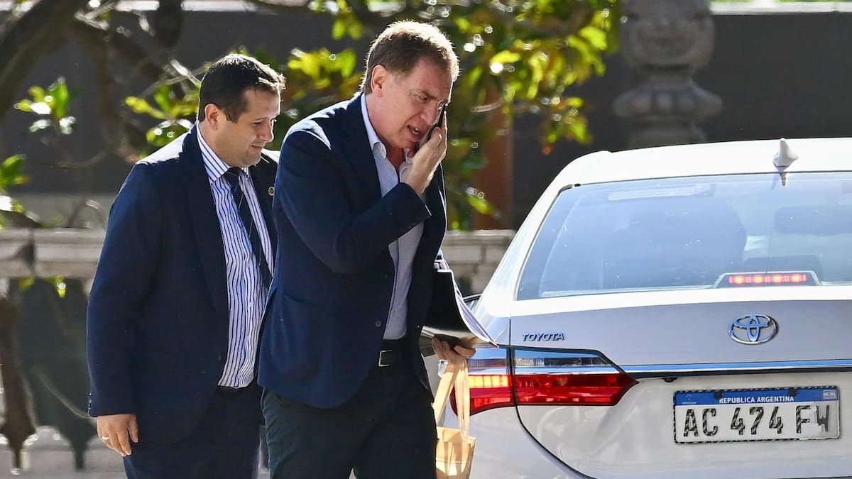 Diego Santilli entrando a Casa Rosada