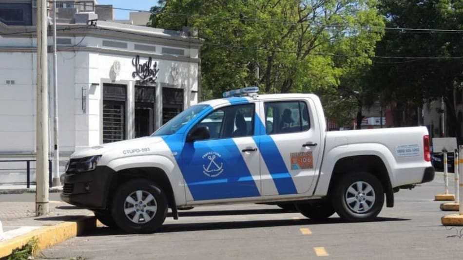 Prefectura Argentina, móvil, Foto Twitter