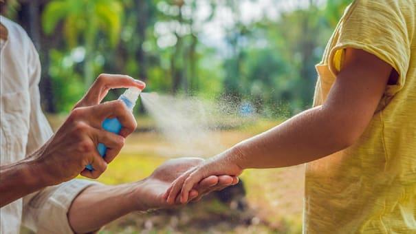 No te los pongas: ANMAT prohibió el uso, la venta y producción de dos reconocidas marcas de repelente