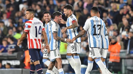 Nicolás Otamendi; Argentina vs Paraguay. Foto: Télam.