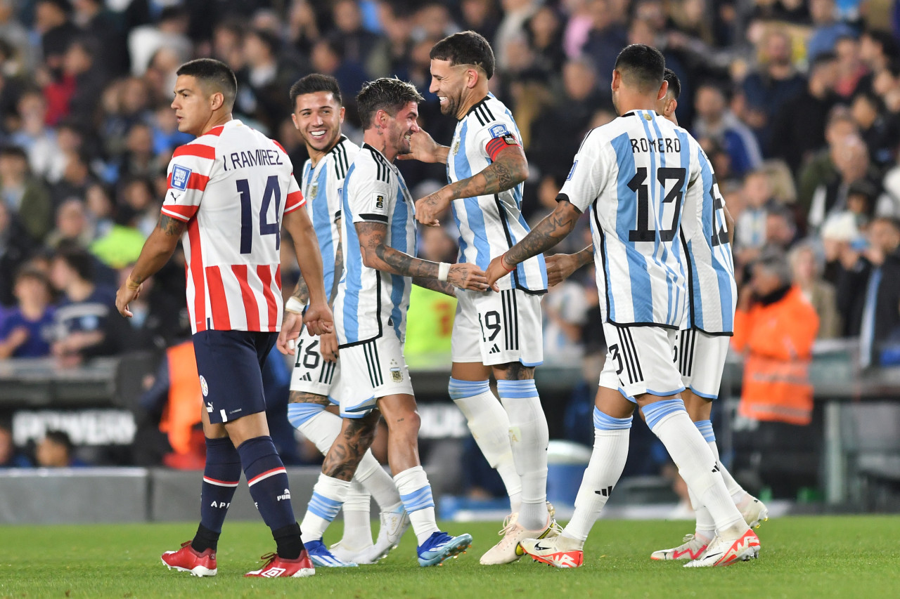 Nicolás Otamendi; Argentina vs Paraguay. Foto: Télam.