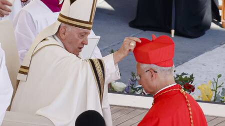 El Papa Francisco con Robert Prevost. Foto: Vatican News.