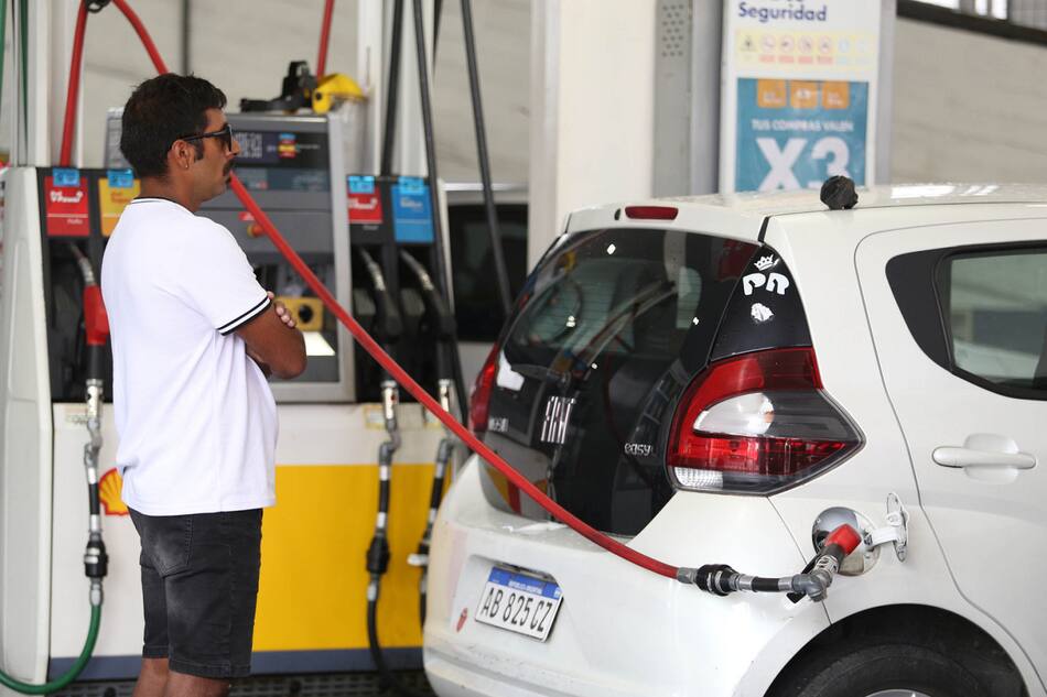 Aumento de nafta. Foto: NA