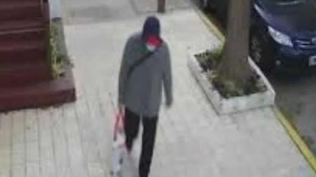 Doble parricidio en Vicente López: la empleada reconoció a Martín del Río en el video y dijo que usó ropa del padre