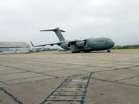 Avión de la seguridad de Estados Unidos por la seguridad de Trump