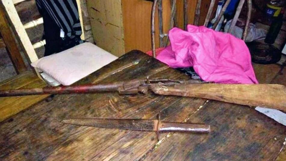 Azul, hombre mantenía cautiva a su ex