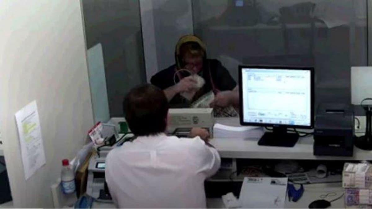 Mujer se disfrazó de anciana para estafa