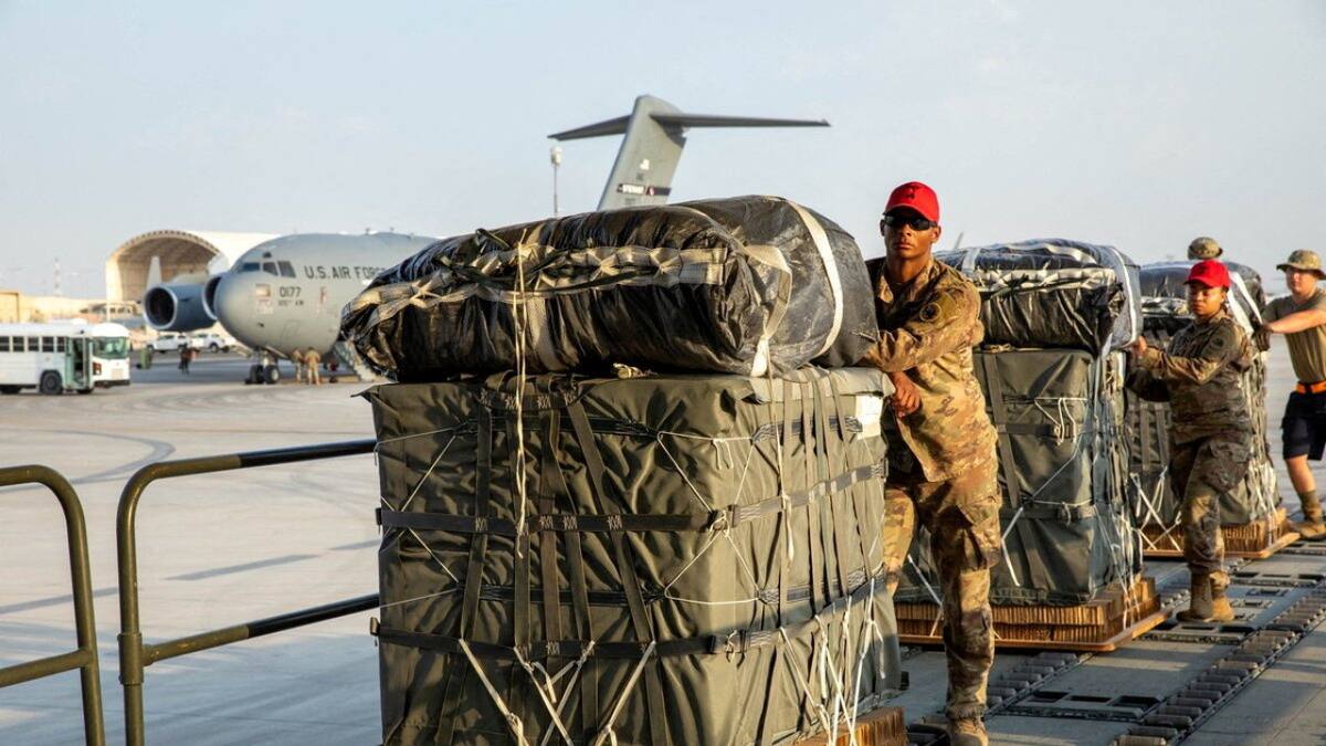 Paquetes de ayuda humanitaria para Gaza. Foto: Reuters.