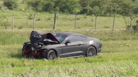 Así quedó el auto de Matías Piattoni.