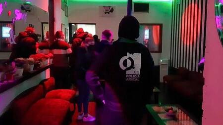 Allanamiento en Parque Avellaneda, cuarentena