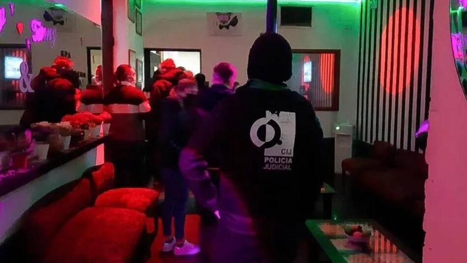 Allanamiento en Parque Avellaneda, cuarentena