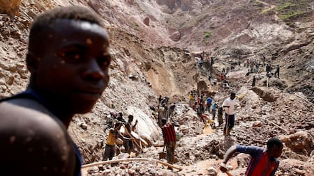 Mina de coltán en el Congo. Foto: Reuters