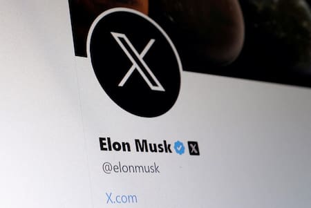 Logo de X; Twitter; Elon Musk. Foto: Reuters.