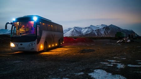 La nueva línea de colectivos que une dos provincias. Foto Unsplash