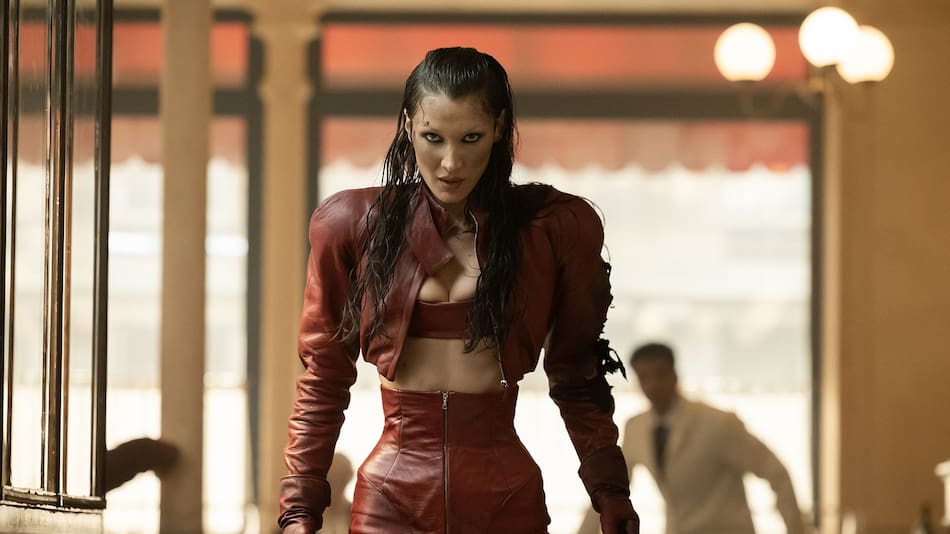 Bella Hadid en Belleza perfecta.