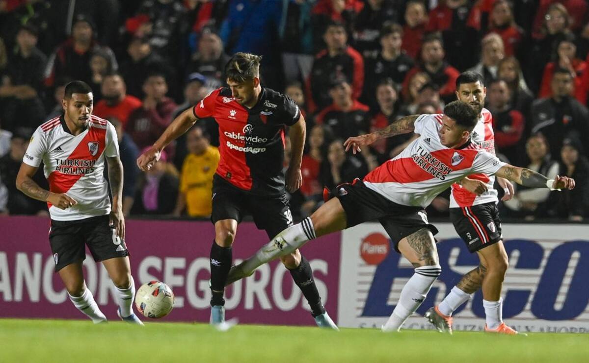 Liga Profesional de Fútbol, Colón vs. River. Foto: NA.