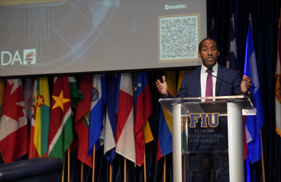 10ª Conferencia de Seguridad Hemisférica en Miami.