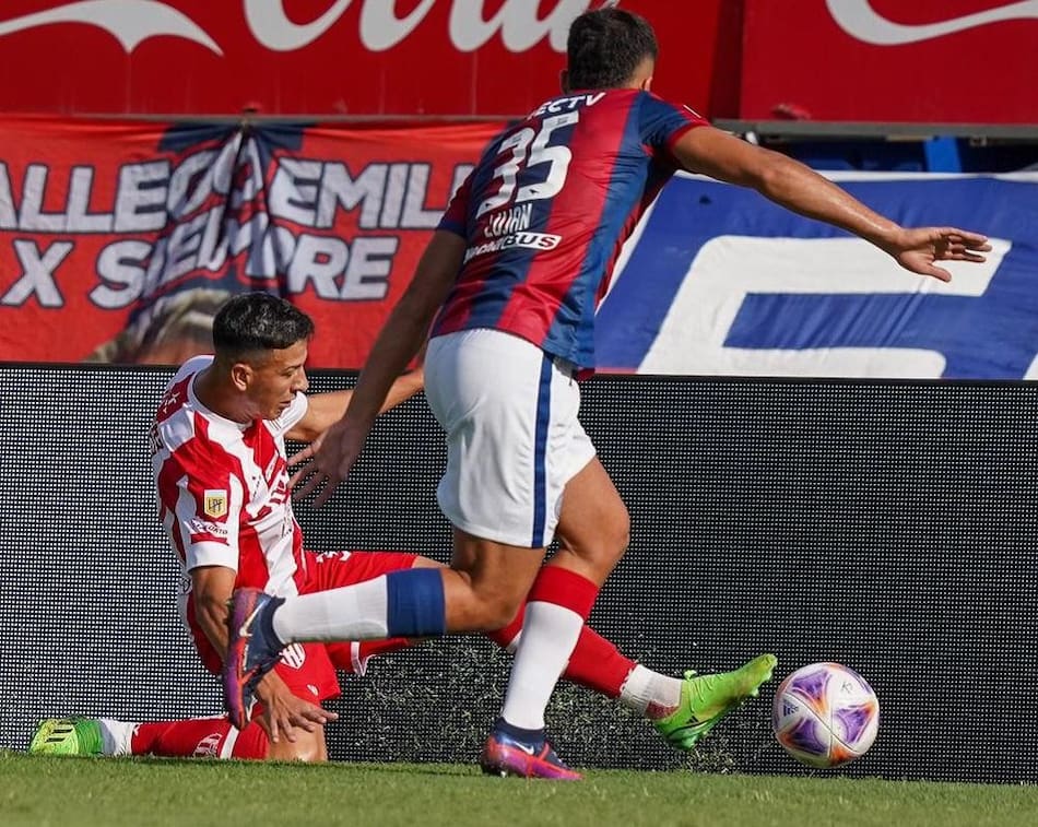 San Lorenzo vs. Unión. Foto: Twitter @clubaunion