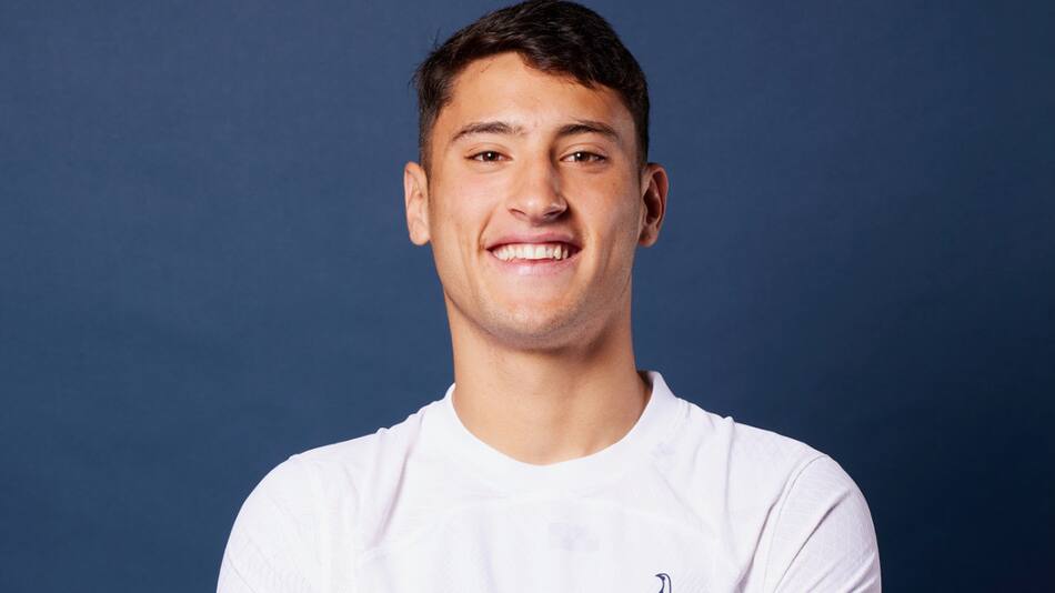 Alejo Véliz, Tottenham. Foto: Twitter @SpursOfficial