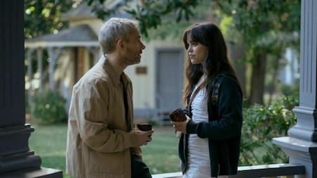 "Miller's girl" con Jenna Ortega y Martin Freedman. Foto: X