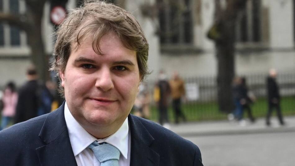 Jamie Wallis, diputado de Reino Unido