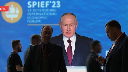 Vladimir Putin en el Foro Económico Internacional. Foto: EFE