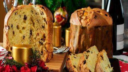 Llegan los primeros pan dulces a los supermercados.