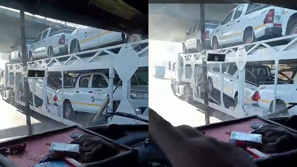 Un camión que lleva autos quedó atrapado debajo de un puente en la Panamericana.