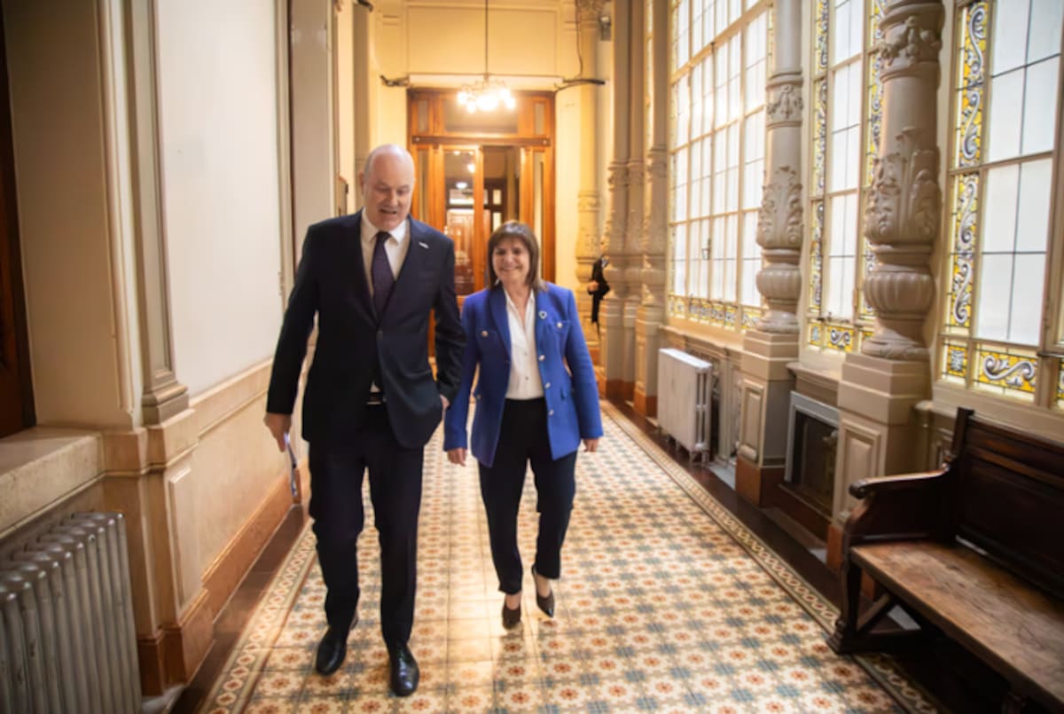 Federico Sturzenegger y Patricia Bullrich.