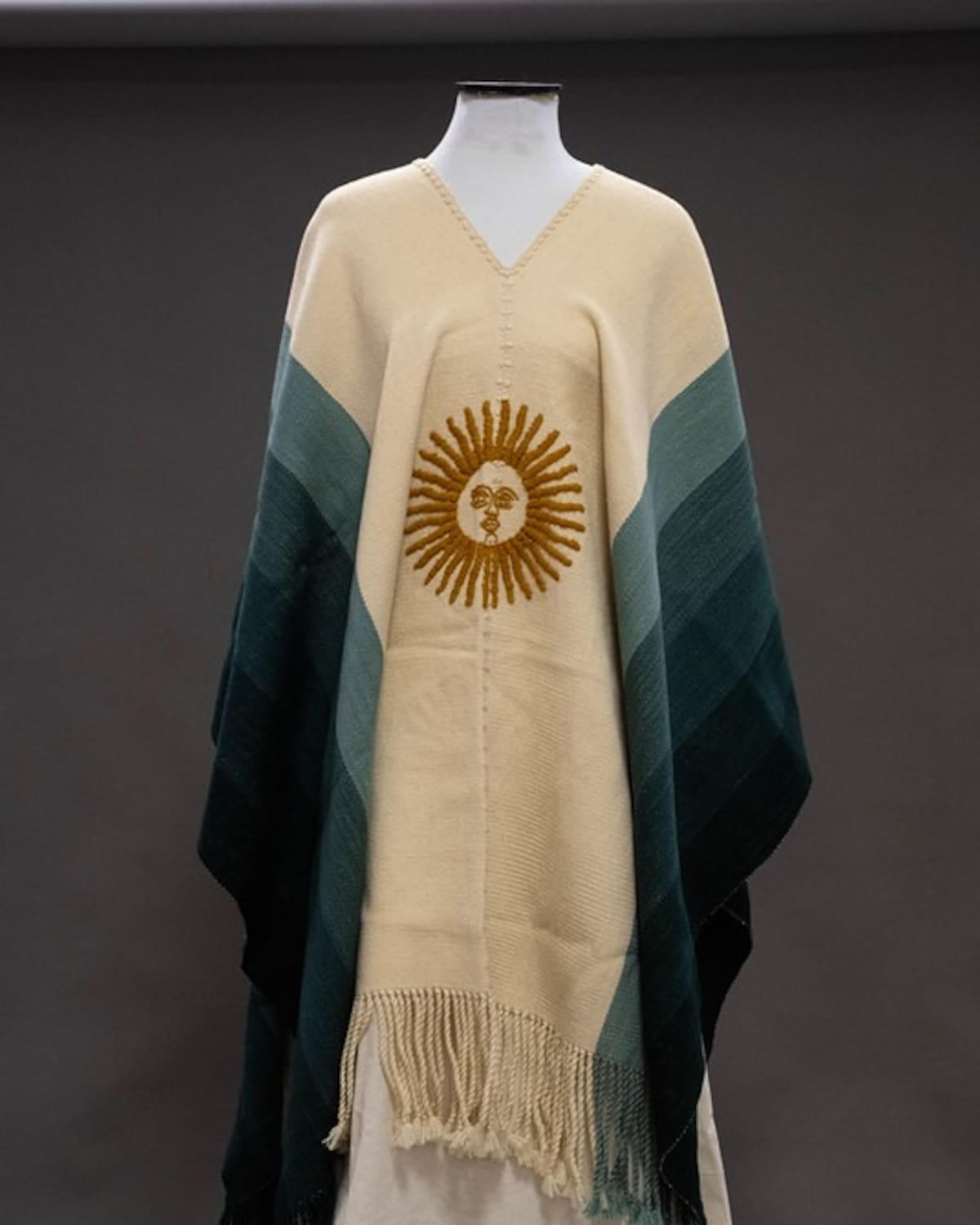 Poncho Argentino de Rua Chaky