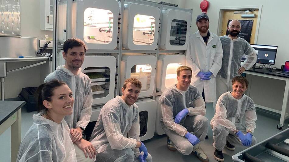 Cocineros de comida espacial. Foto Twitter @Technepedia.