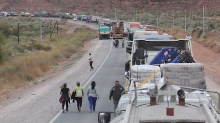 Cortes en Neuquén de trabajadores de la salud