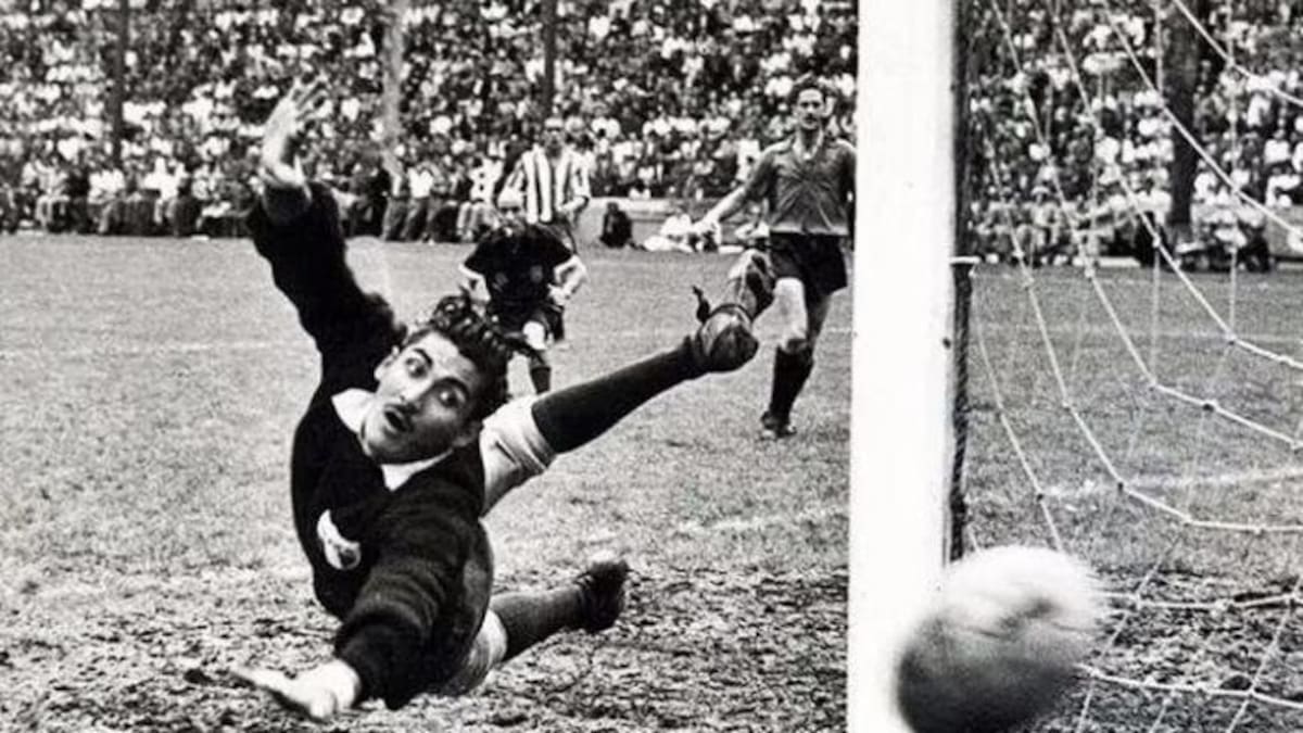 Antonio “La Tota” Carbajal. Foto: @clubleonfc.