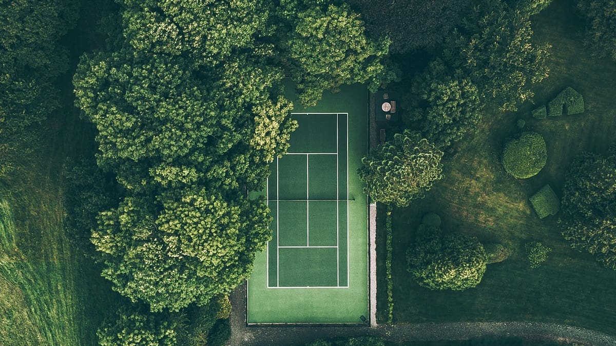 Canchas de tenis de arcilla verde: el aliado inesperado contra el cambio climático que captura dióxido de carbono