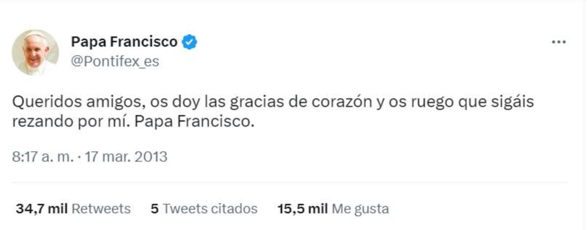 papa francisco primer twit