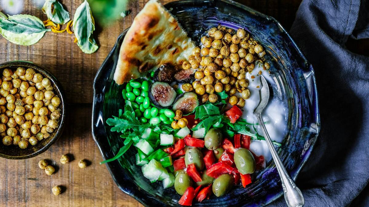 Los alimentos que hay que priorizar a partir de los 50 años para reducir la inflamación. Foto Unsplash.