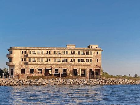 Gran Hotel Viena de Miramar de Ansenuza. Foto: Pato Daniele