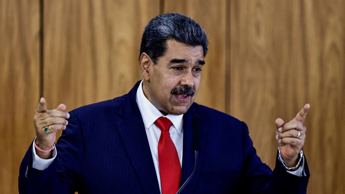 Maduro confirmó que se reunirá con su homólogo guyanés este jueves para hablar sobre la disputa territorial. Reuters