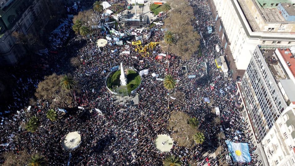 Marcha en apoyo a Cristina Kirchner. Foto: Télam