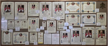 Bendición papal en un pergamino. Foto: elemosineria.va.