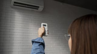Ni en 17° ni en 24°: a qué temperatura conviene poner el aire acondicionado para ahorrar luz, según expertos