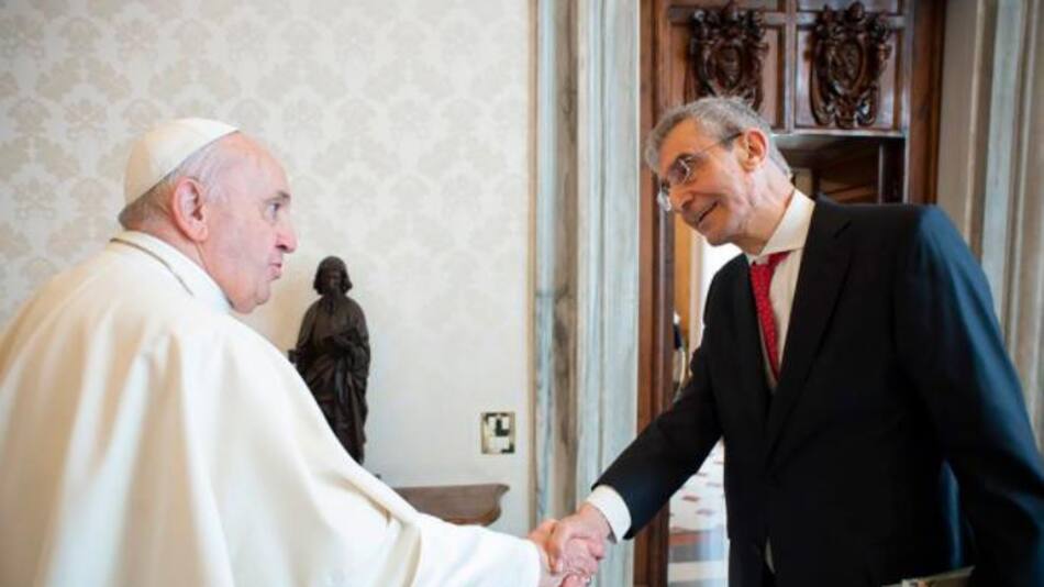 Nelson Castro con el papa Francisco